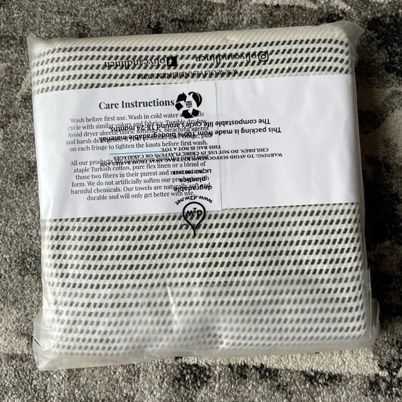 Set of Two Olive and Linen Pixel Turkish Towel / Throw - Picture 4 of 6